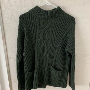 Abercrombie and Fitch evergreen cable sweater